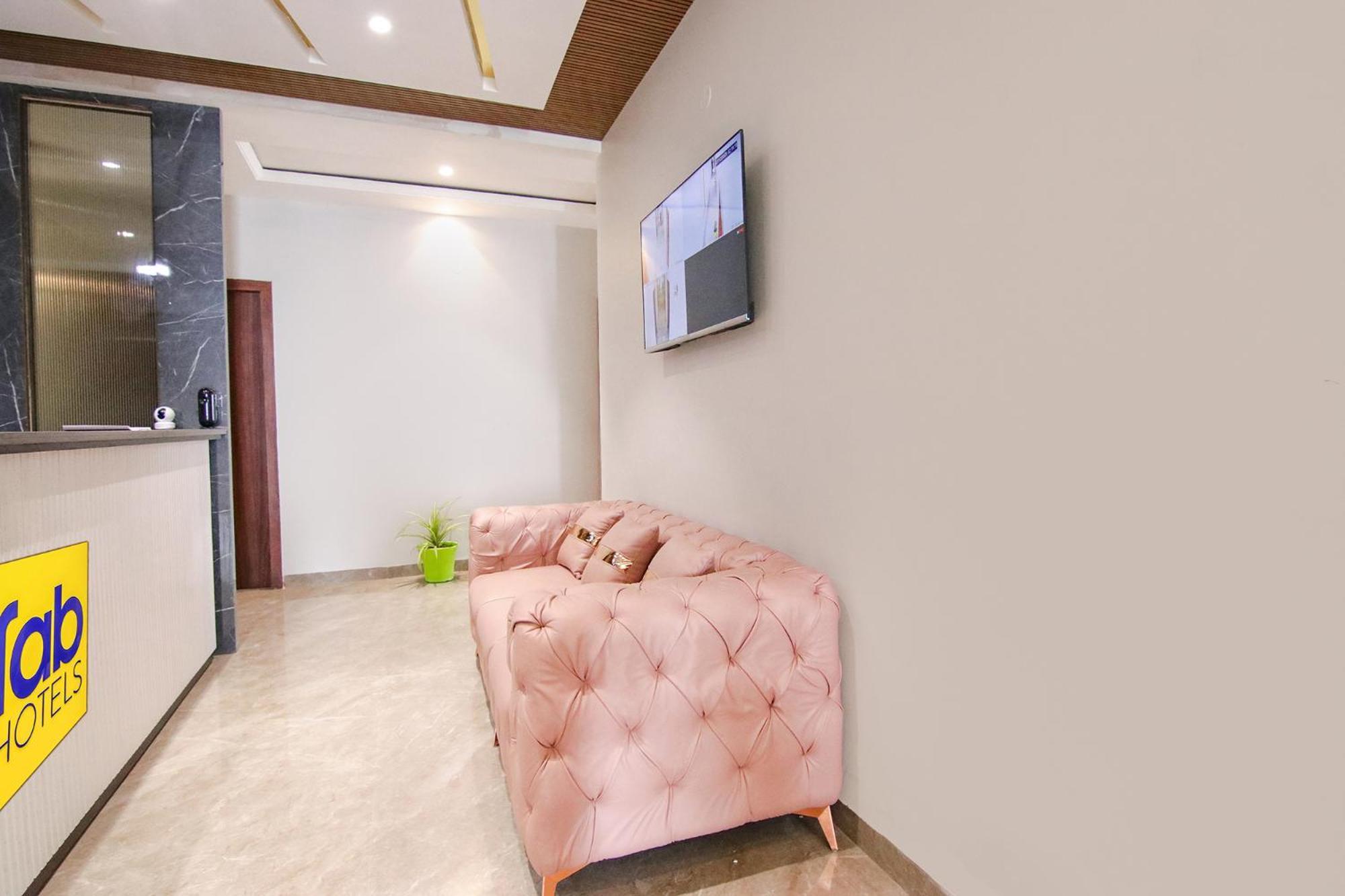 Fabhotel Prime Royal Court Ludhiana Exterior photo