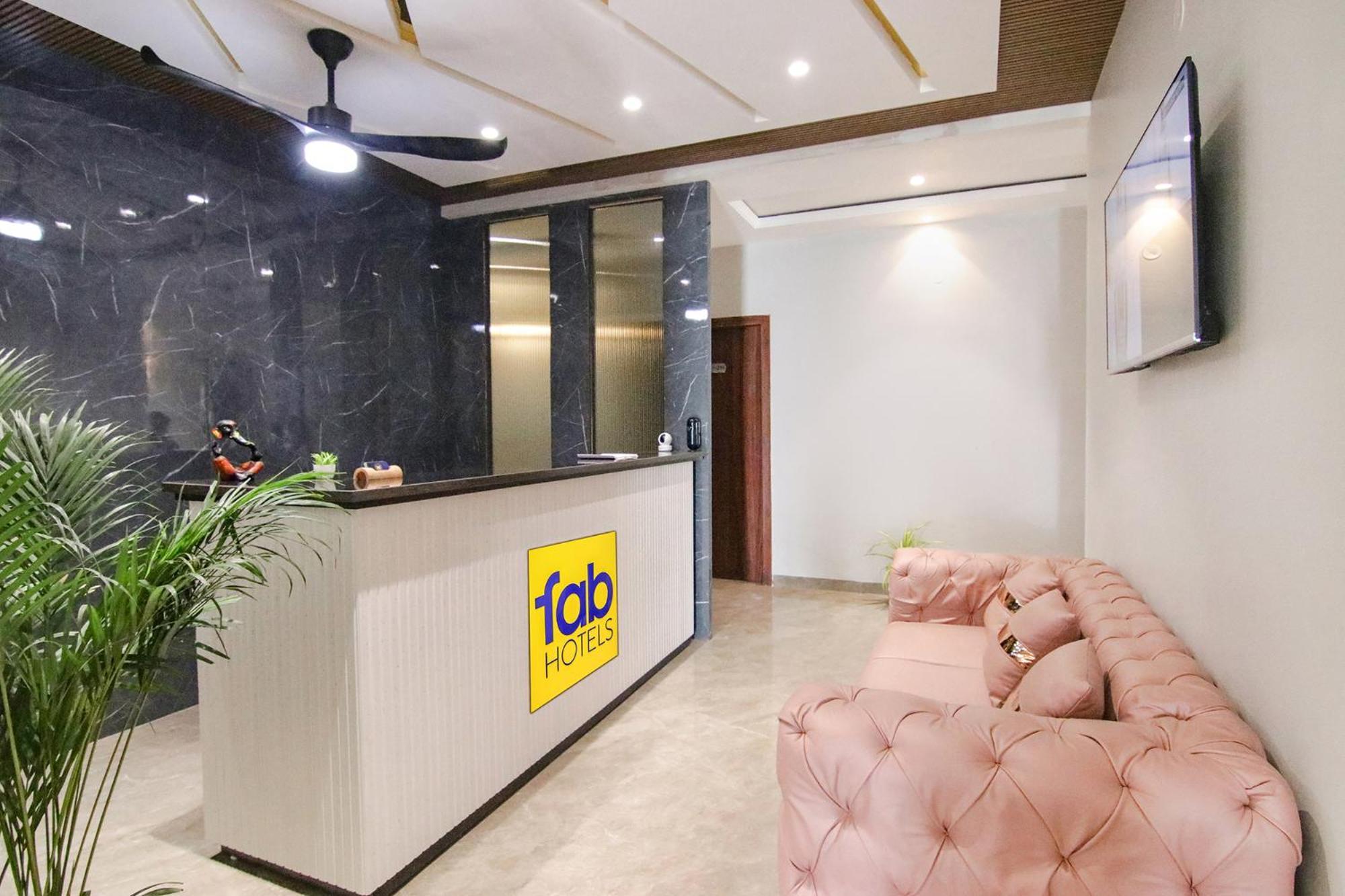 Fabhotel Prime Royal Court Ludhiana Exterior photo